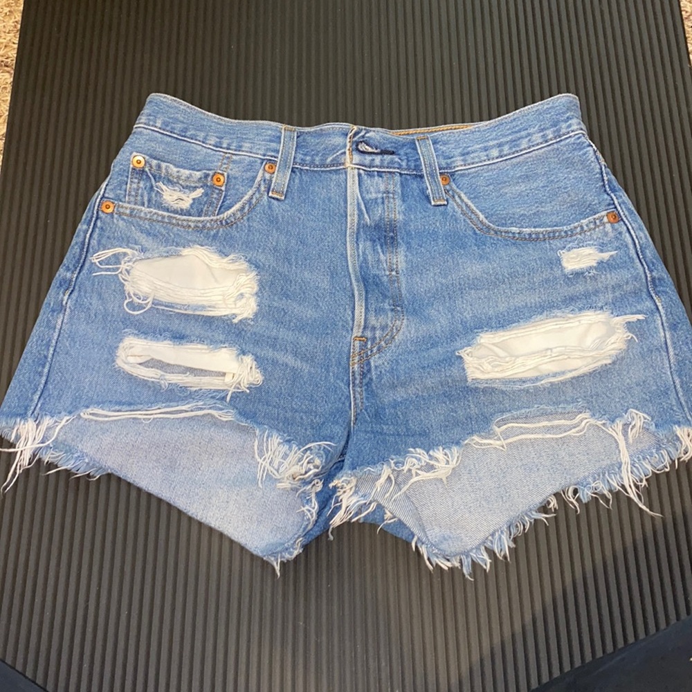 High waisted Levi 501 jean shorts